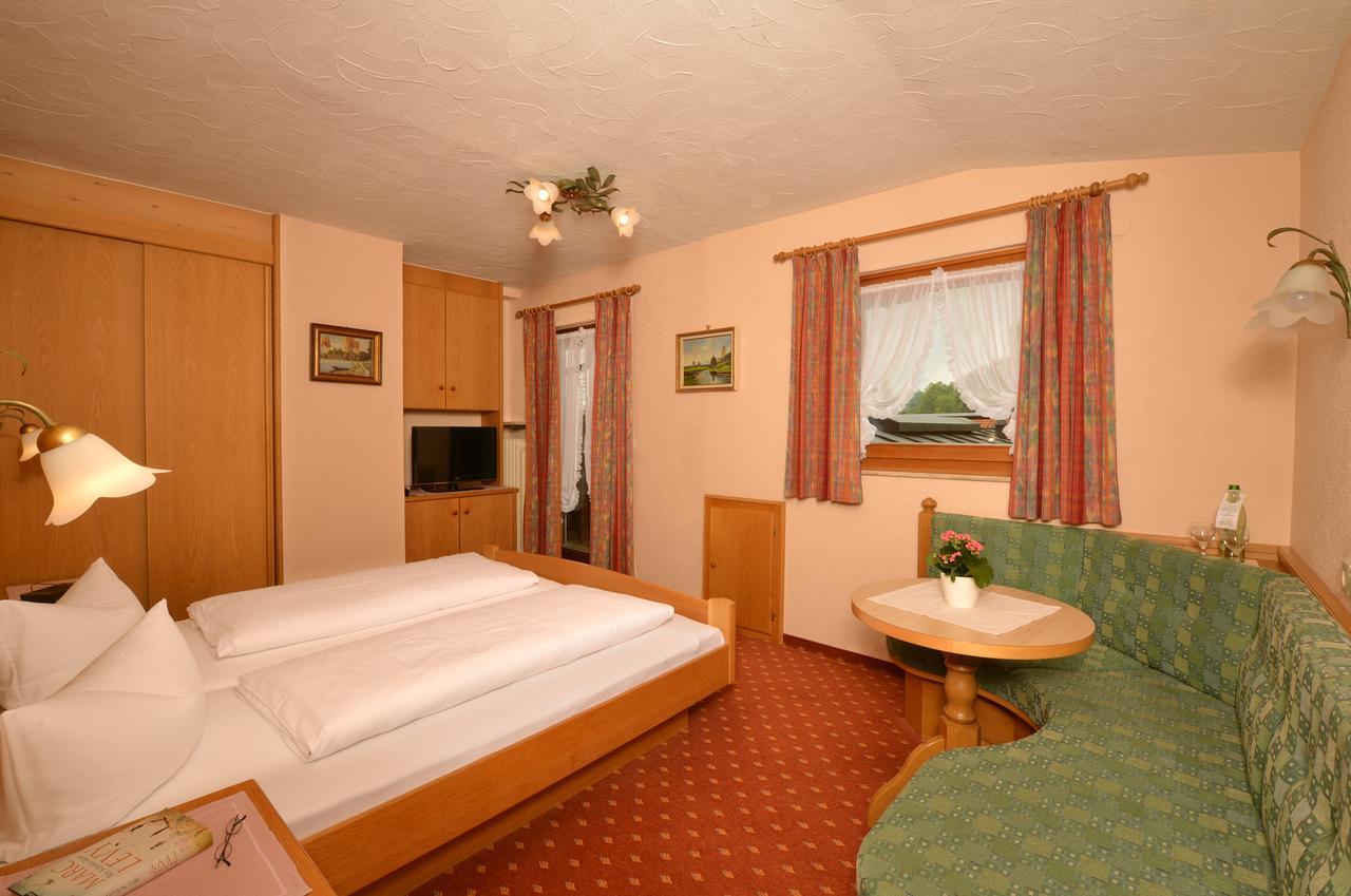 Hotel Edelweiss Garni Reit im Winkl Esterno foto
